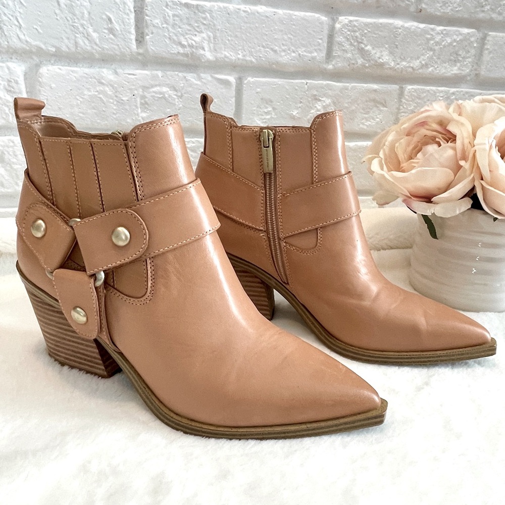 Vince Camuto Berindal Bootie, Leather, Color: Sandstone, Size 8, Original Box